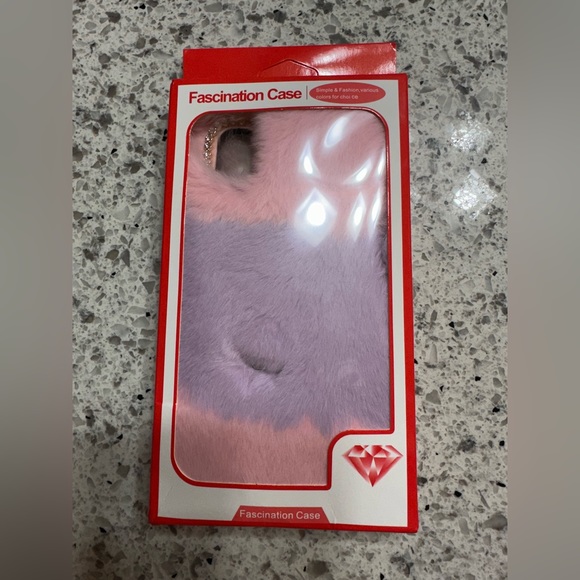 NEW kawaii iPhone 11 fur fuzzy phone case - Picture 2 of 2